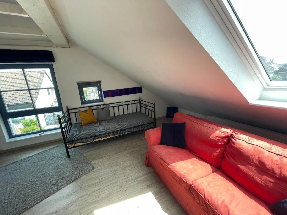 Kunst Und Bergbauflair An Der Ruhr - Inklusive Netflix & Prime Apartment Bochum Exterior foto